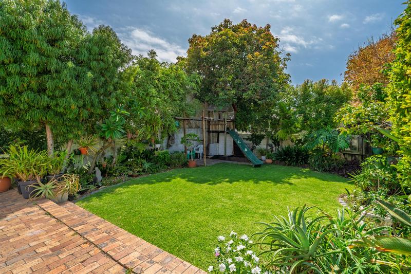 3 Bedroom Property for Sale in Harfield Village Western Cape